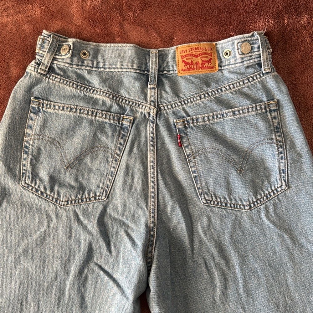 Levi’s Cinch Baggy Jeans - Picture 7 of 8